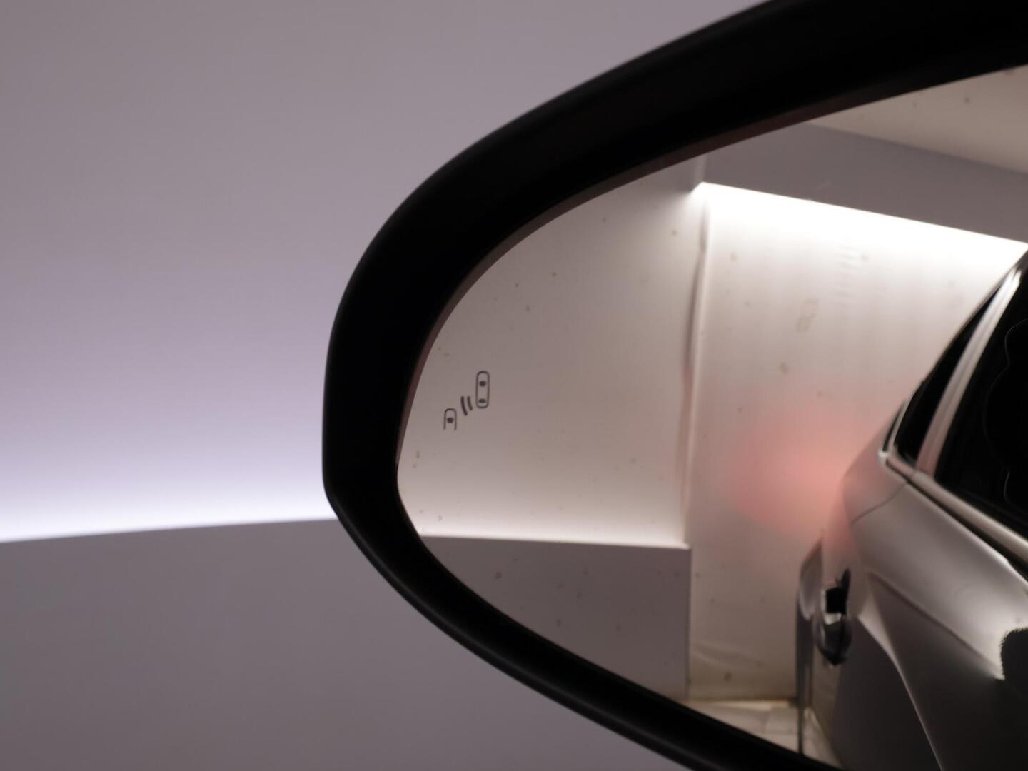 TOYOTA C-HR 2019
