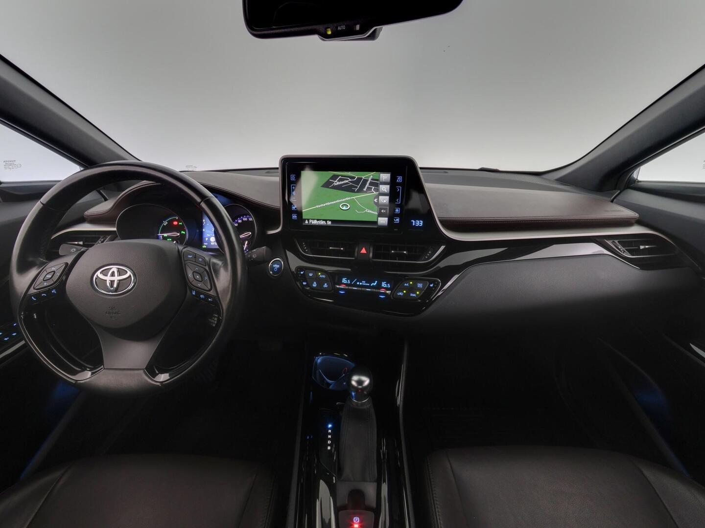 TOYOTA C-HR 2019