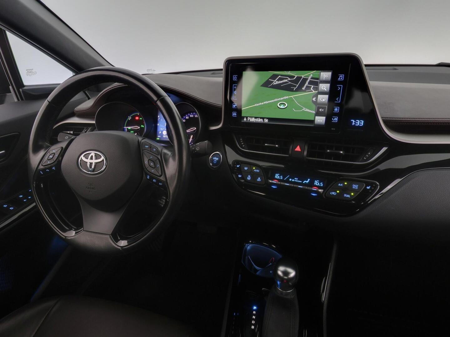 TOYOTA C-HR 2019