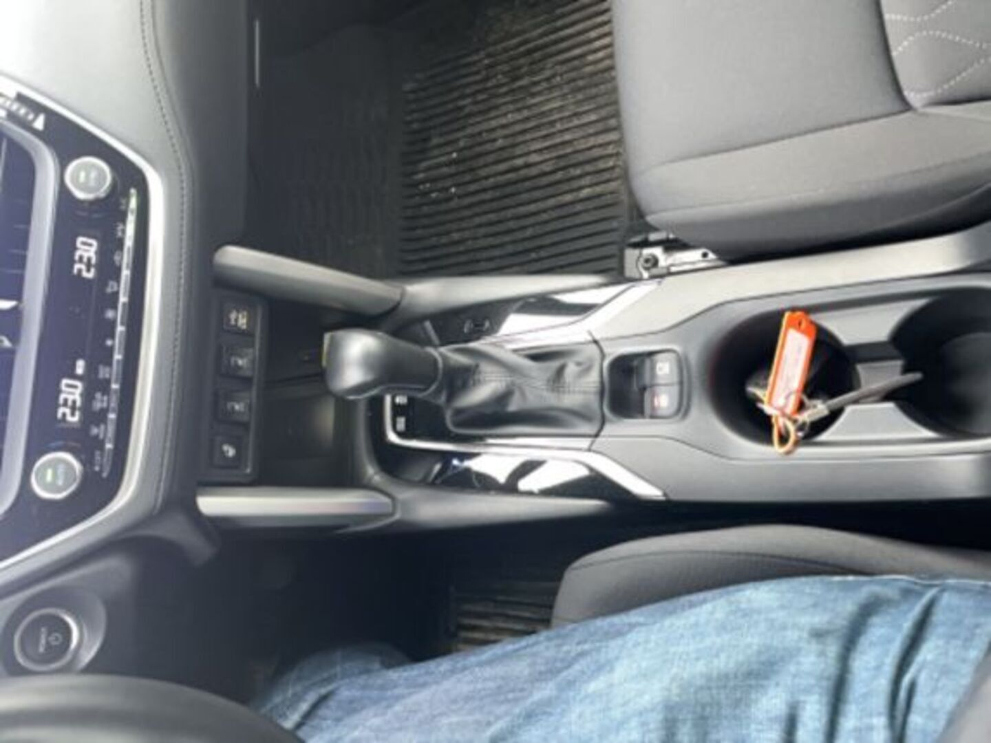 TOYOTA COROLLA CROSS 2023