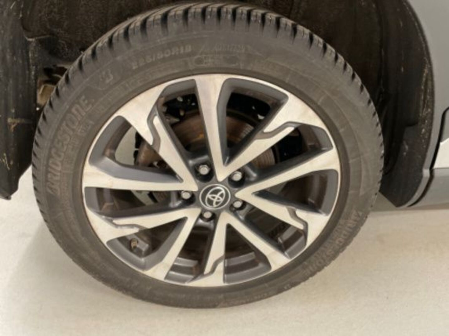 TOYOTA COROLLA CROSS 2023