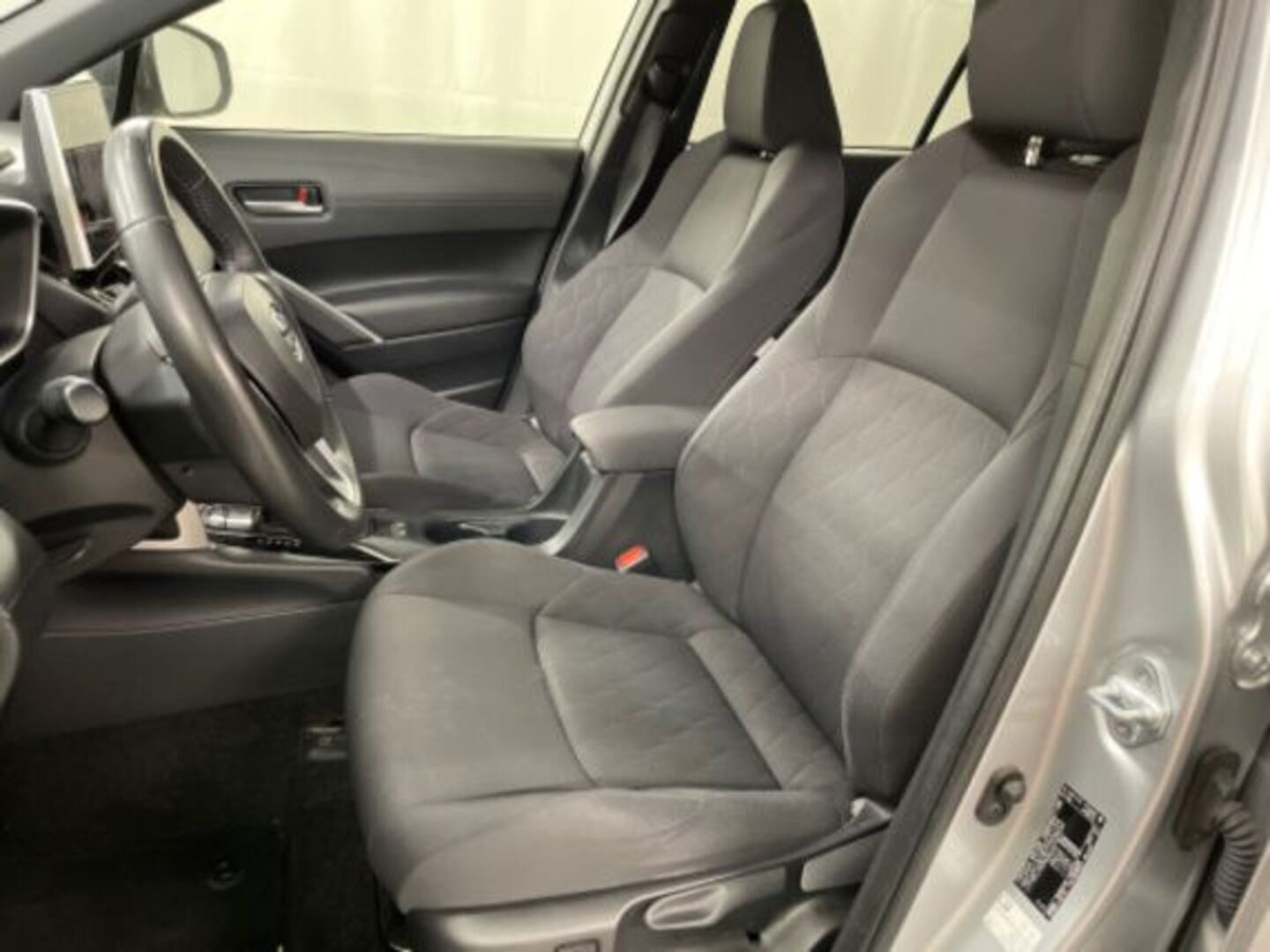 TOYOTA COROLLA CROSS 2023