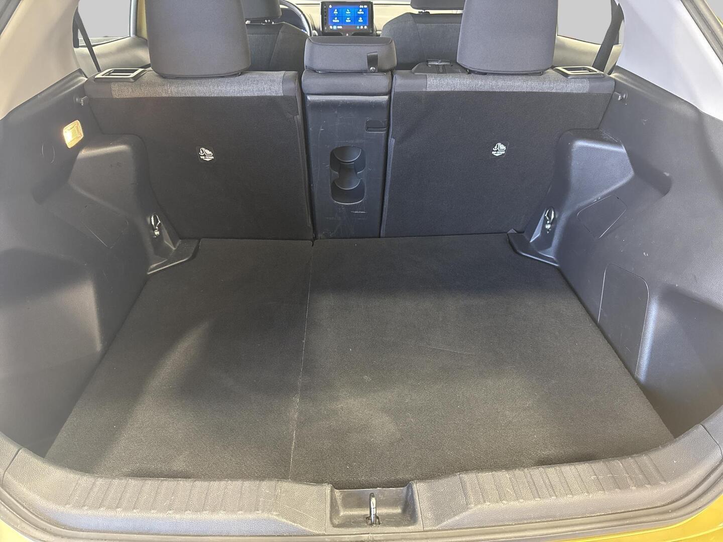 TOYOTA Yaris Cross 2022