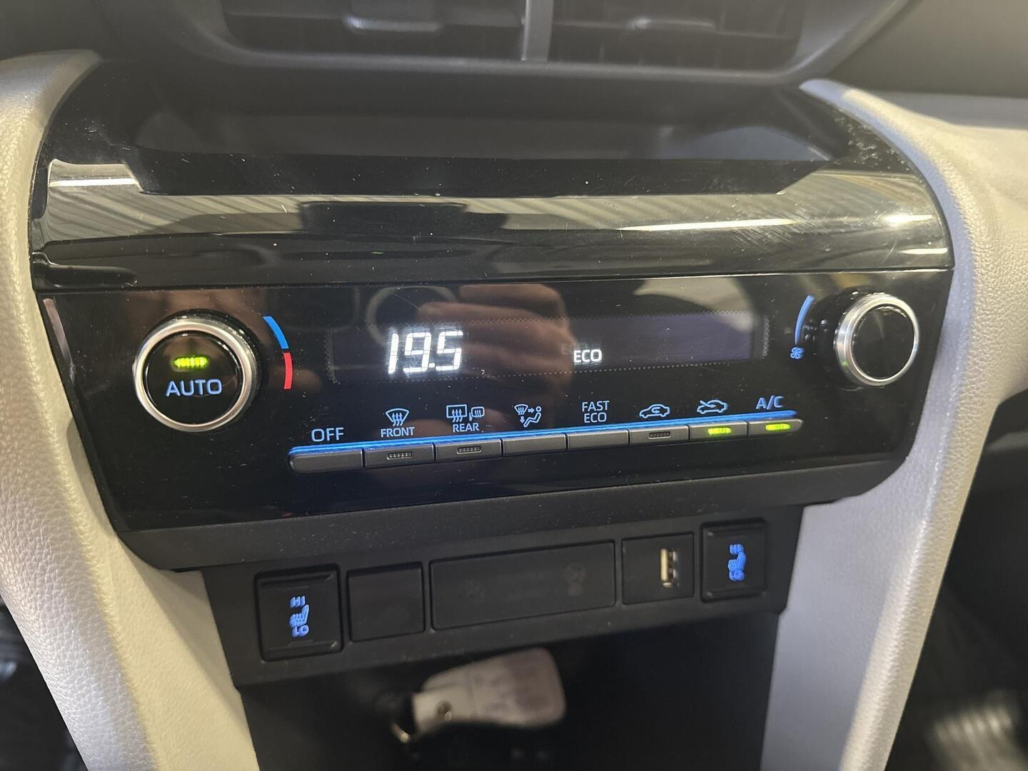 TOYOTA Yaris Cross 2022