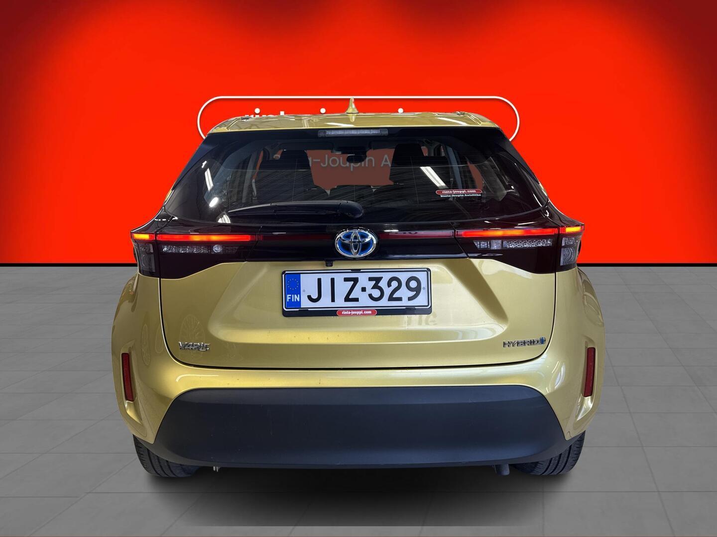 TOYOTA Yaris Cross 2022