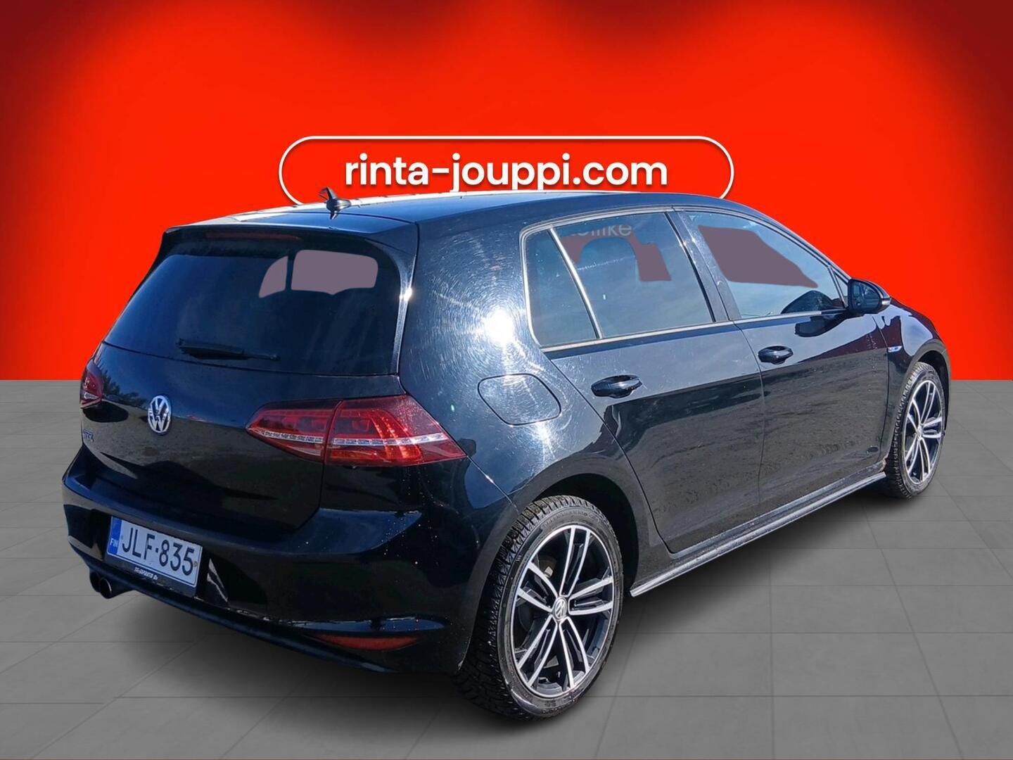 VOLKSWAGEN Golf 2015