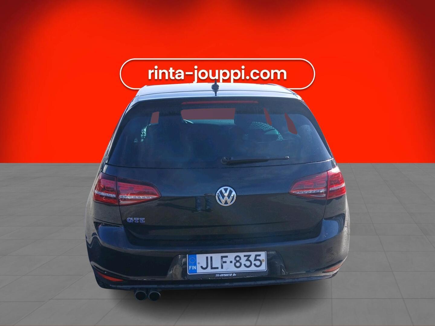 VOLKSWAGEN Golf 2015