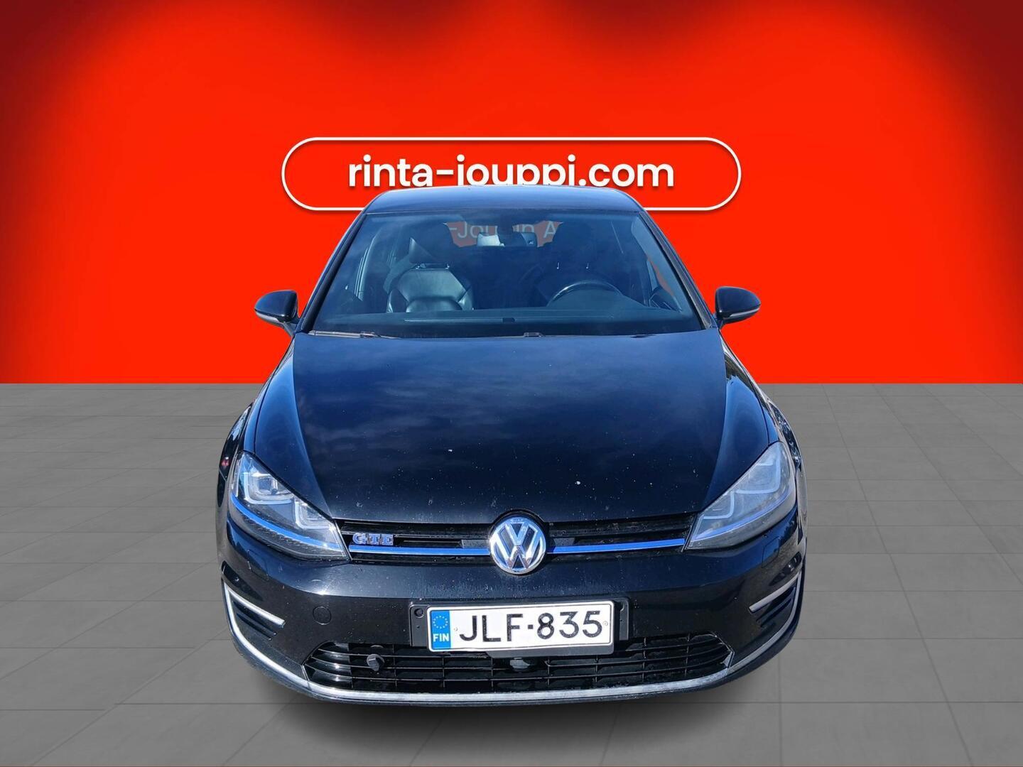 VOLKSWAGEN Golf 2015