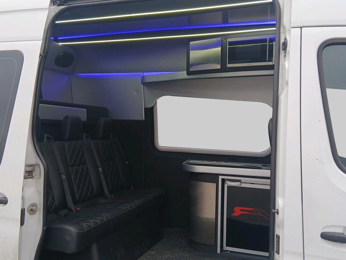 MERCEDES-BENZ Sprinter 2019