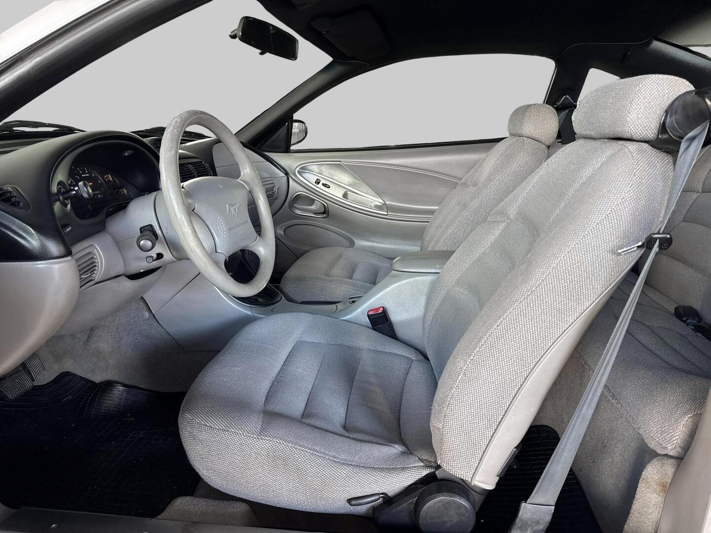 FORD Mustang 1997