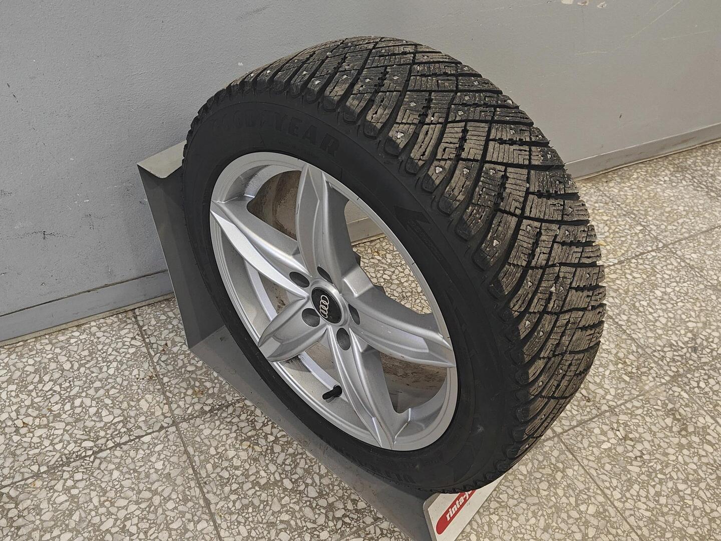 AUDI TT 2015