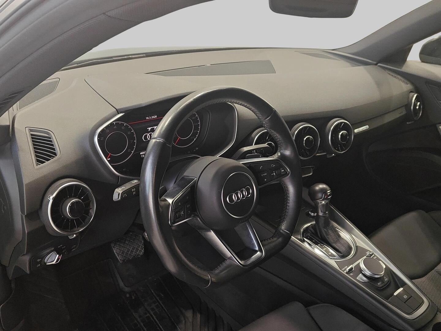 AUDI TT 2015