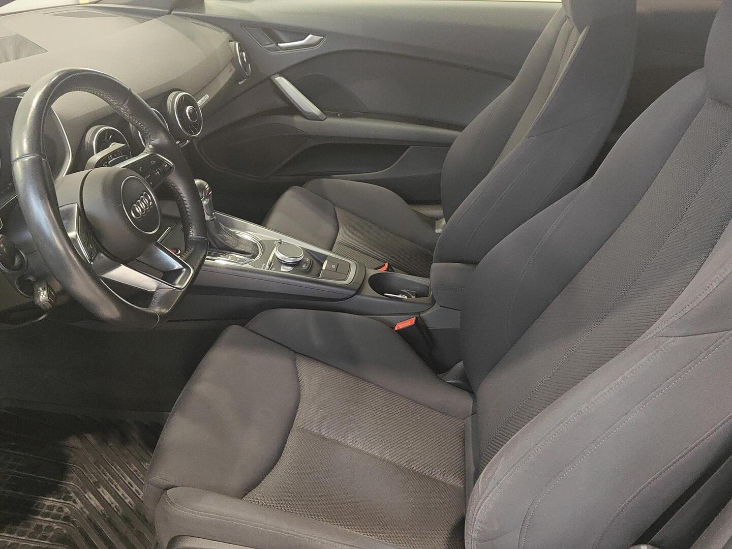 AUDI TT 2015