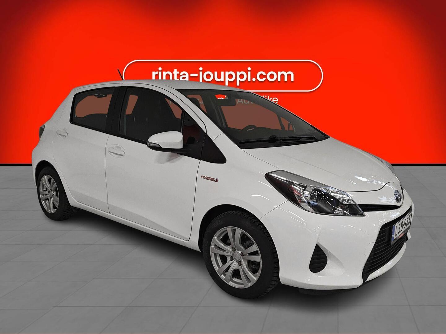 TOYOTA Yaris 2013
