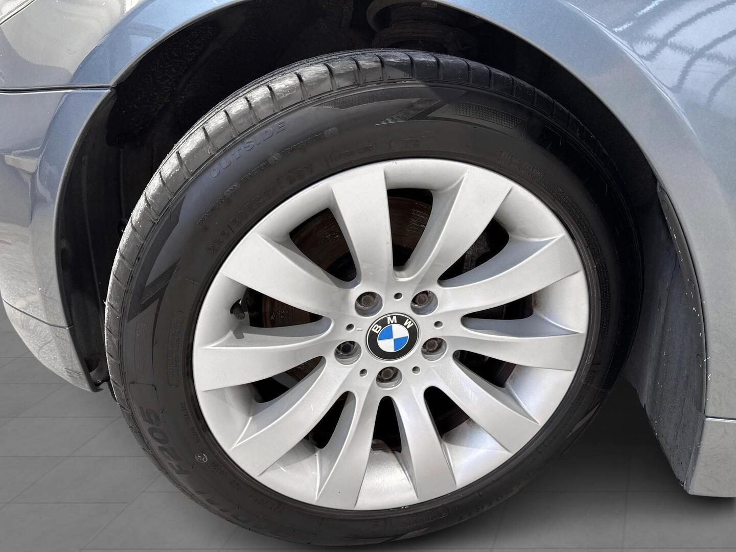 BMW 520 2009