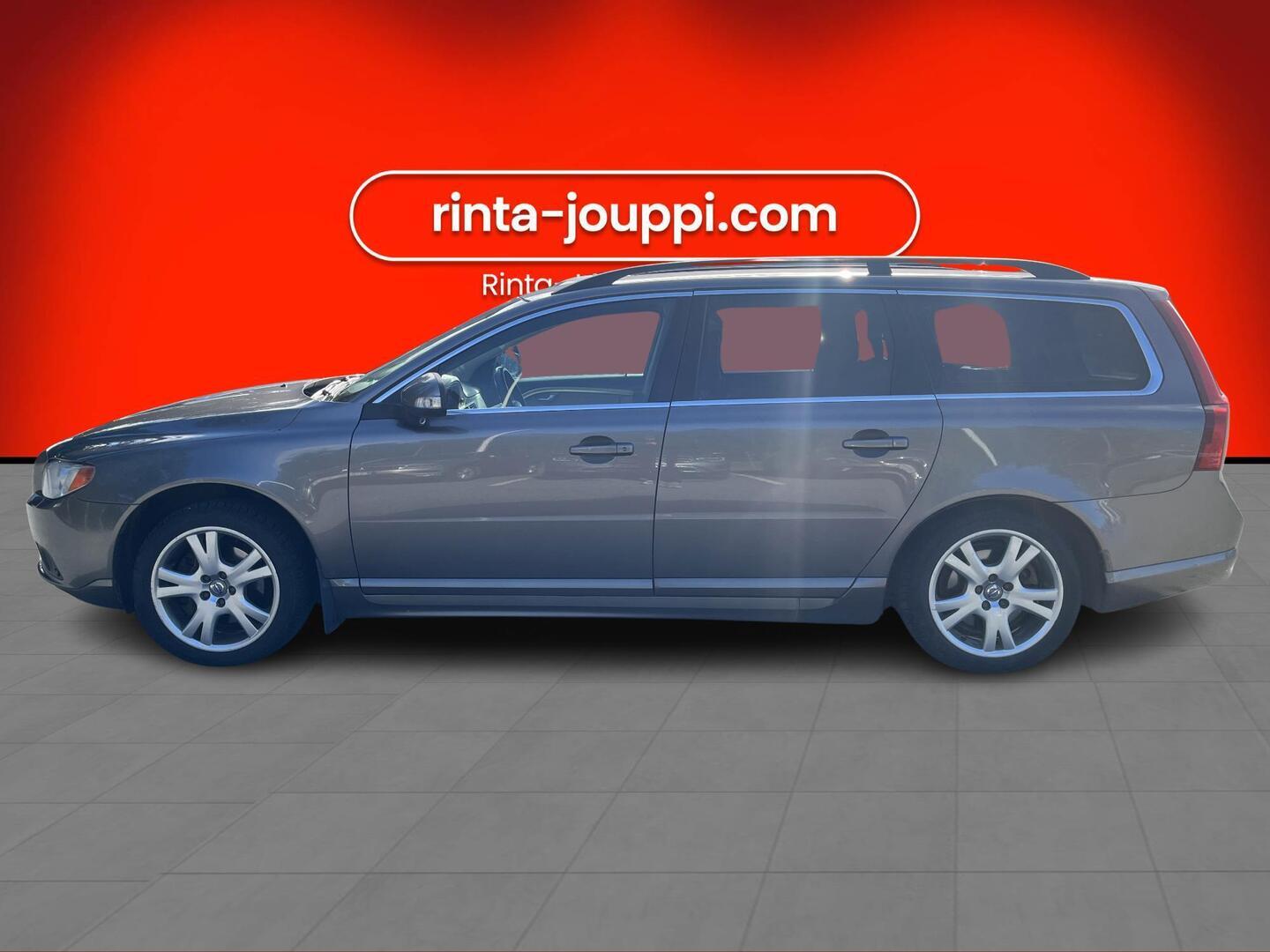 VOLVO V70 2011