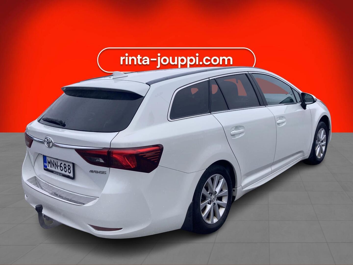 TOYOTA Avensis 2018