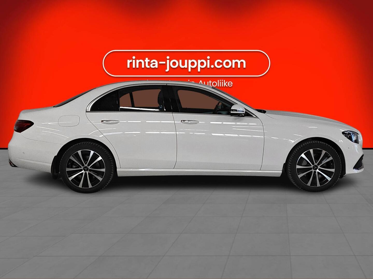 MERCEDES-BENZ E 2023