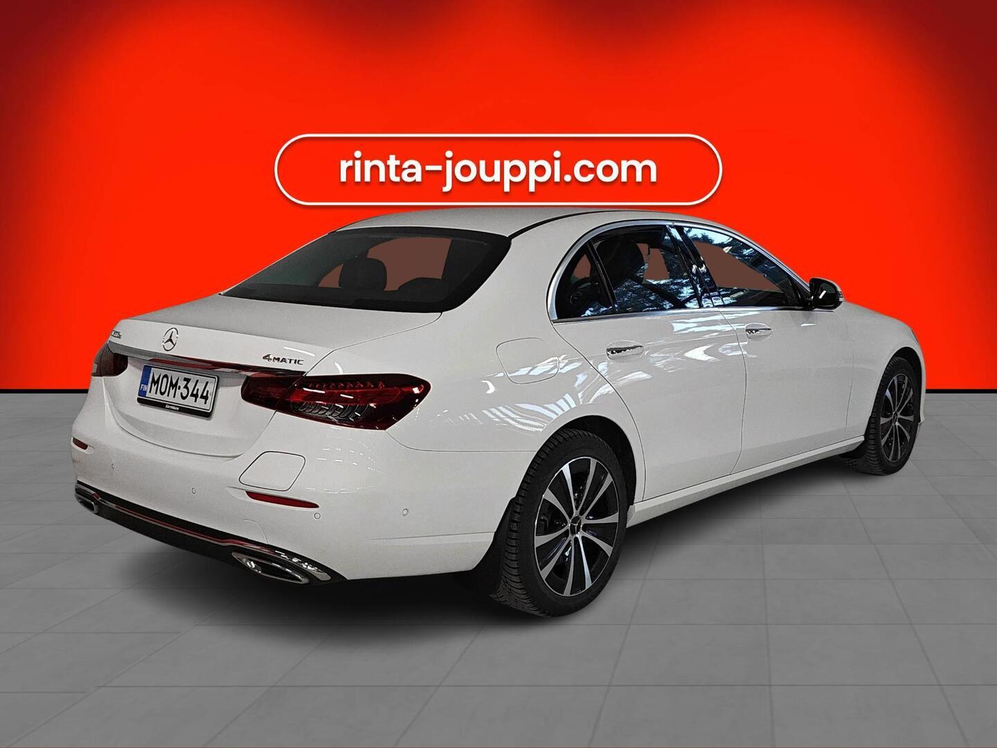 MERCEDES-BENZ E 2023