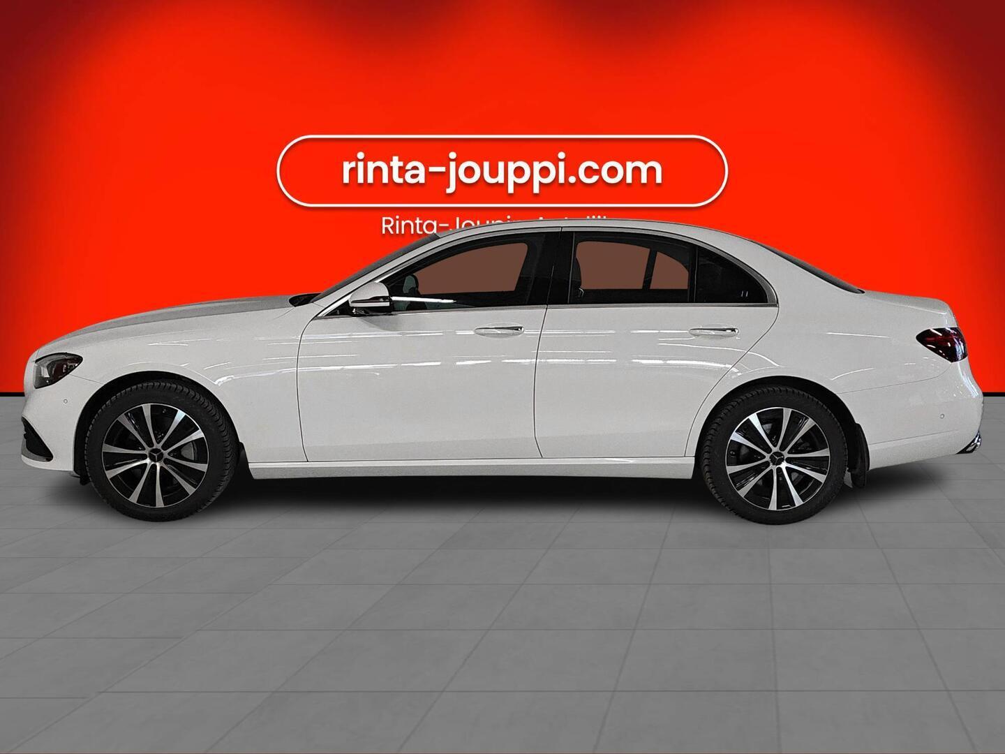 MERCEDES-BENZ E 2023