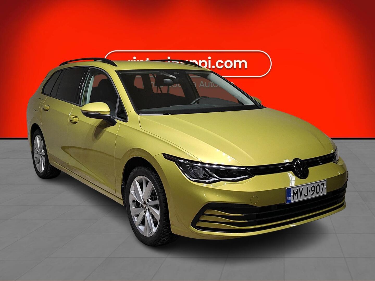 VOLKSWAGEN Golf 2024