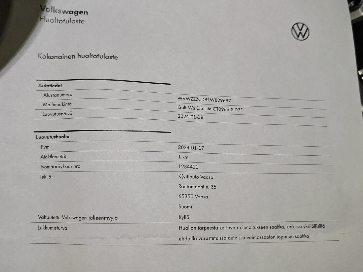 VOLKSWAGEN Golf 2024