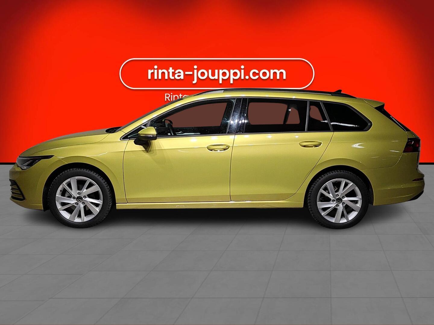 VOLKSWAGEN Golf 2024