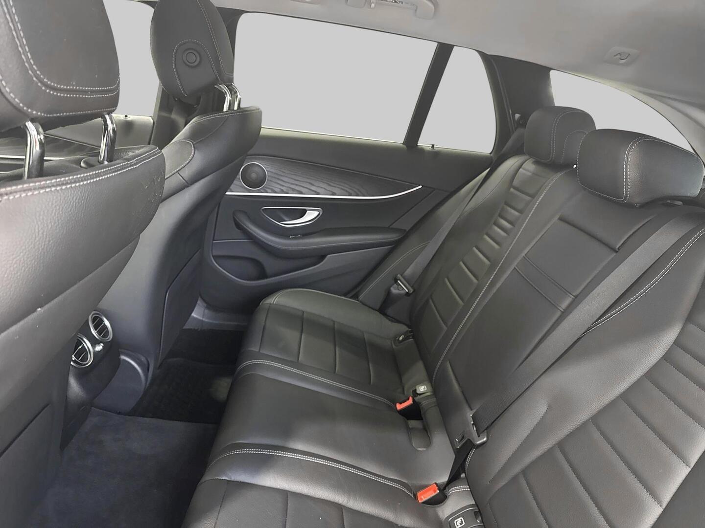 MERCEDES-BENZ E 2021