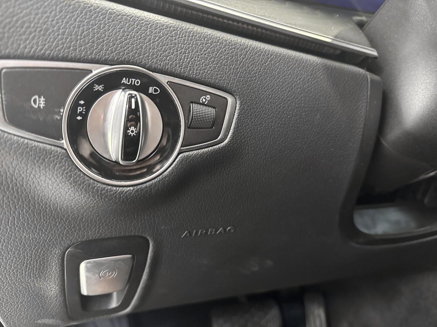 MERCEDES-BENZ E 2021