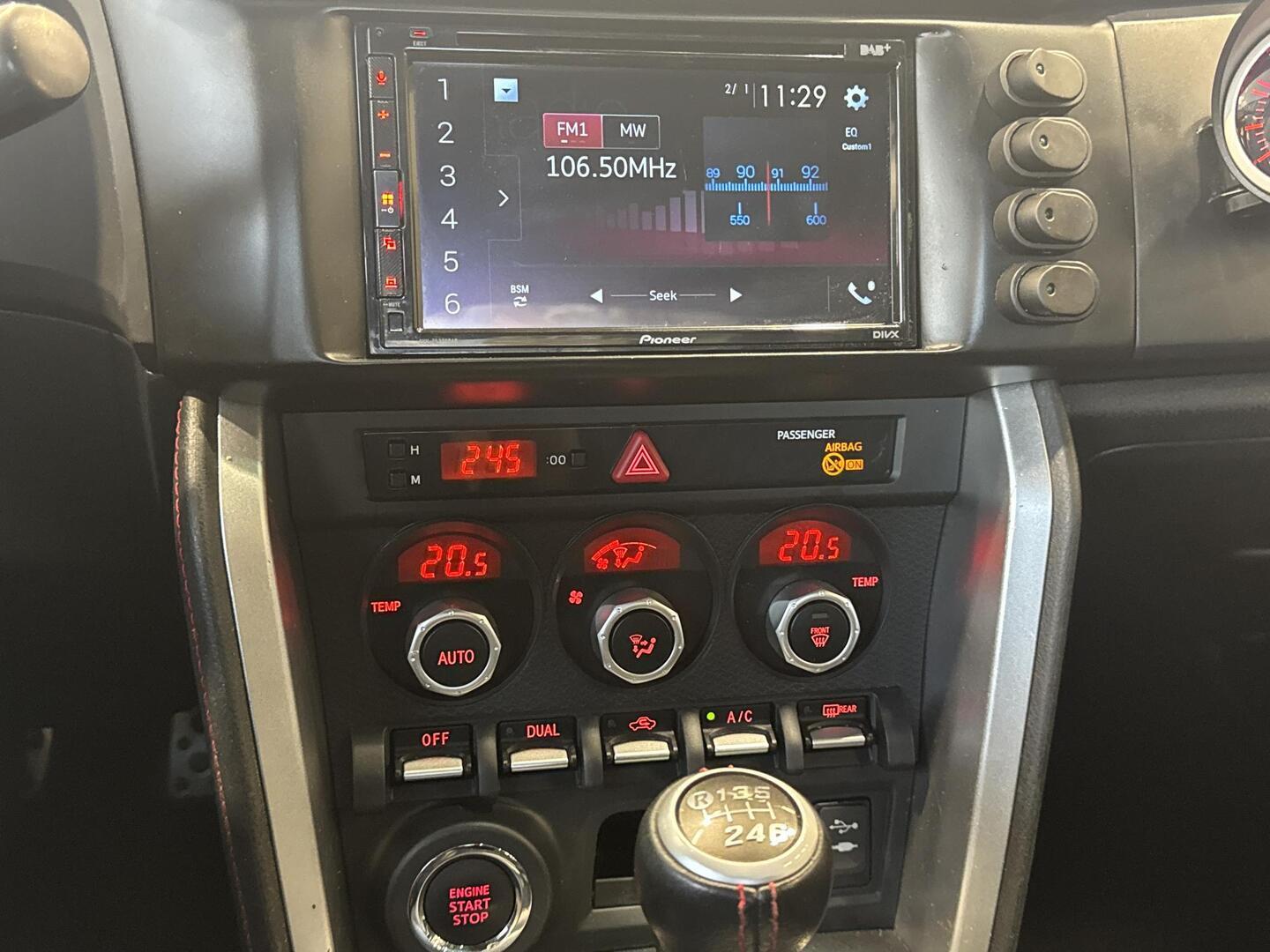 TOYOTA GT86 2016