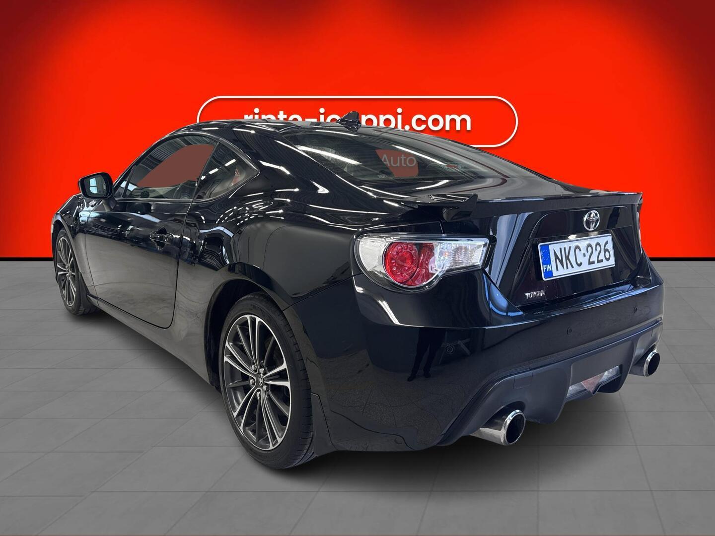 TOYOTA GT86 2016