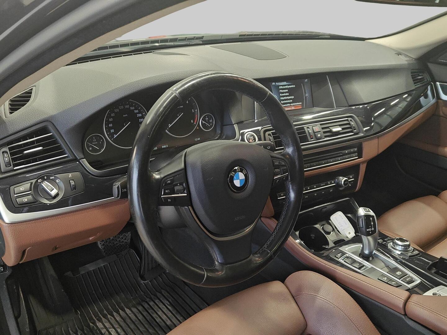 BMW 520 2016