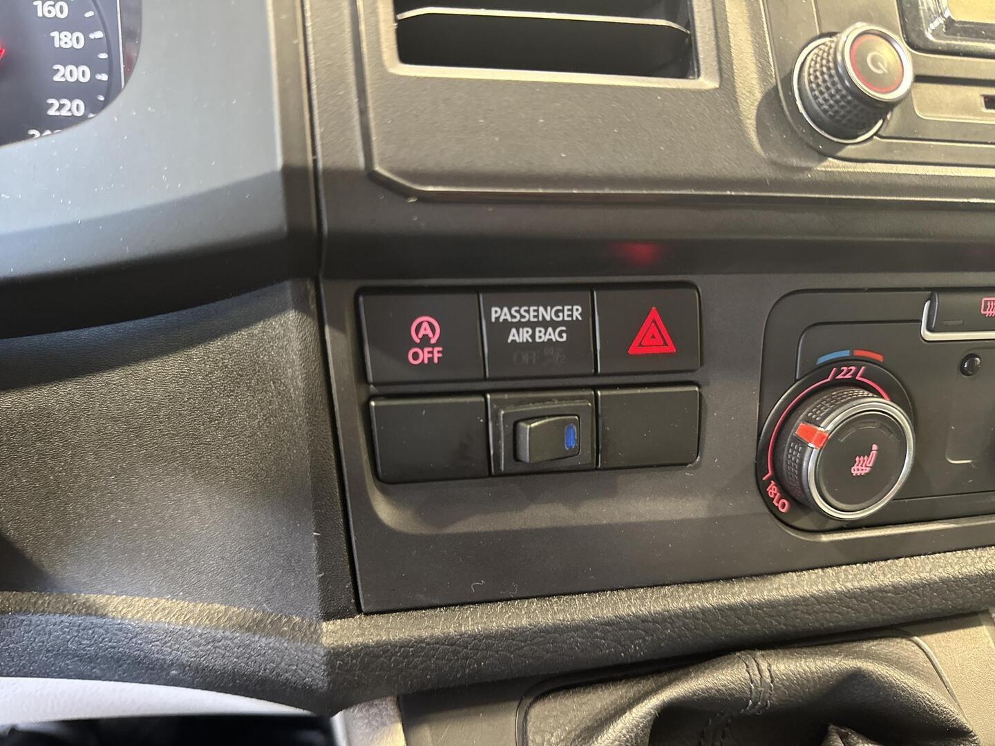 VOLKSWAGEN Transporter 2018