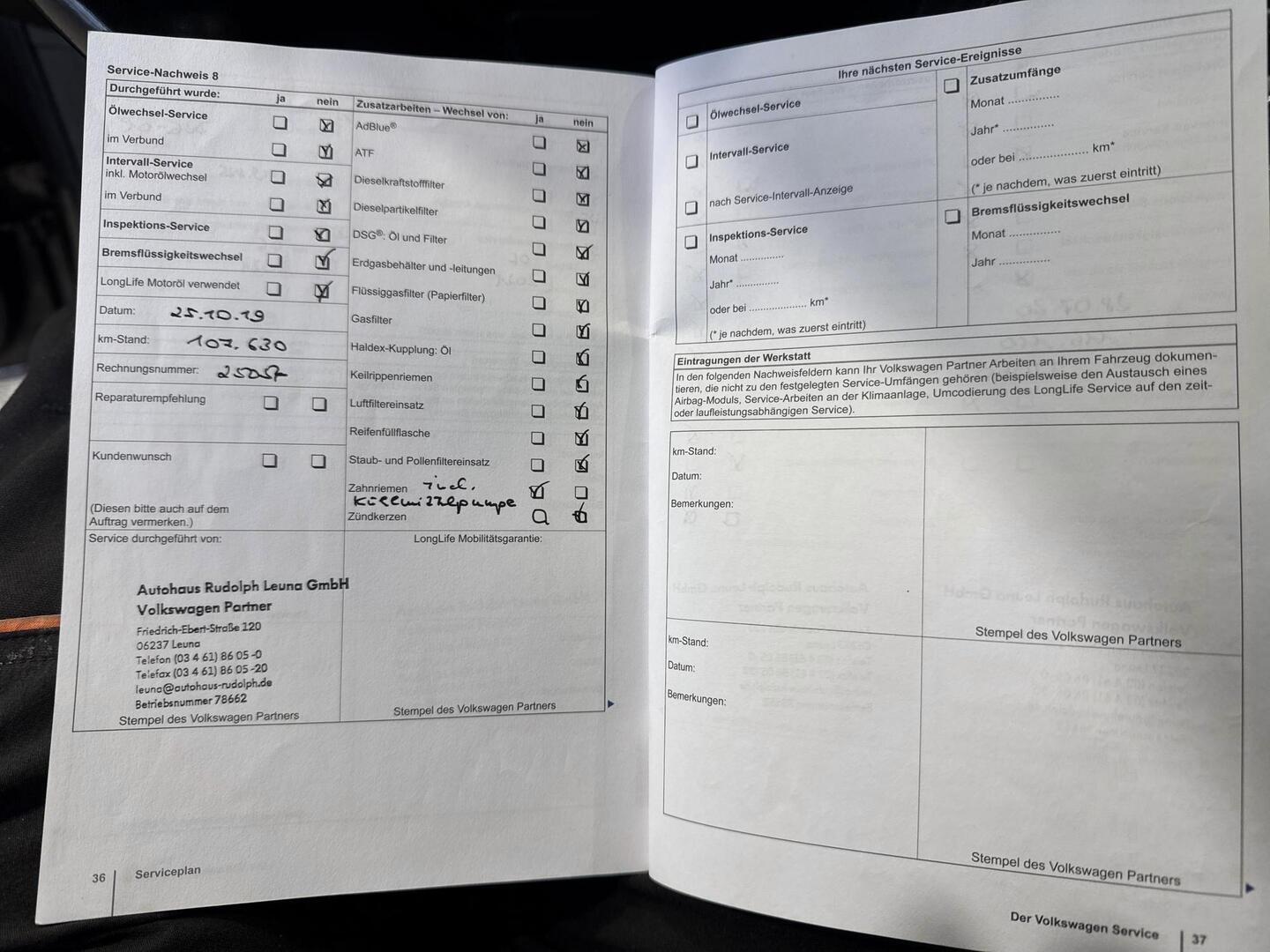 VOLKSWAGEN Passat 2012