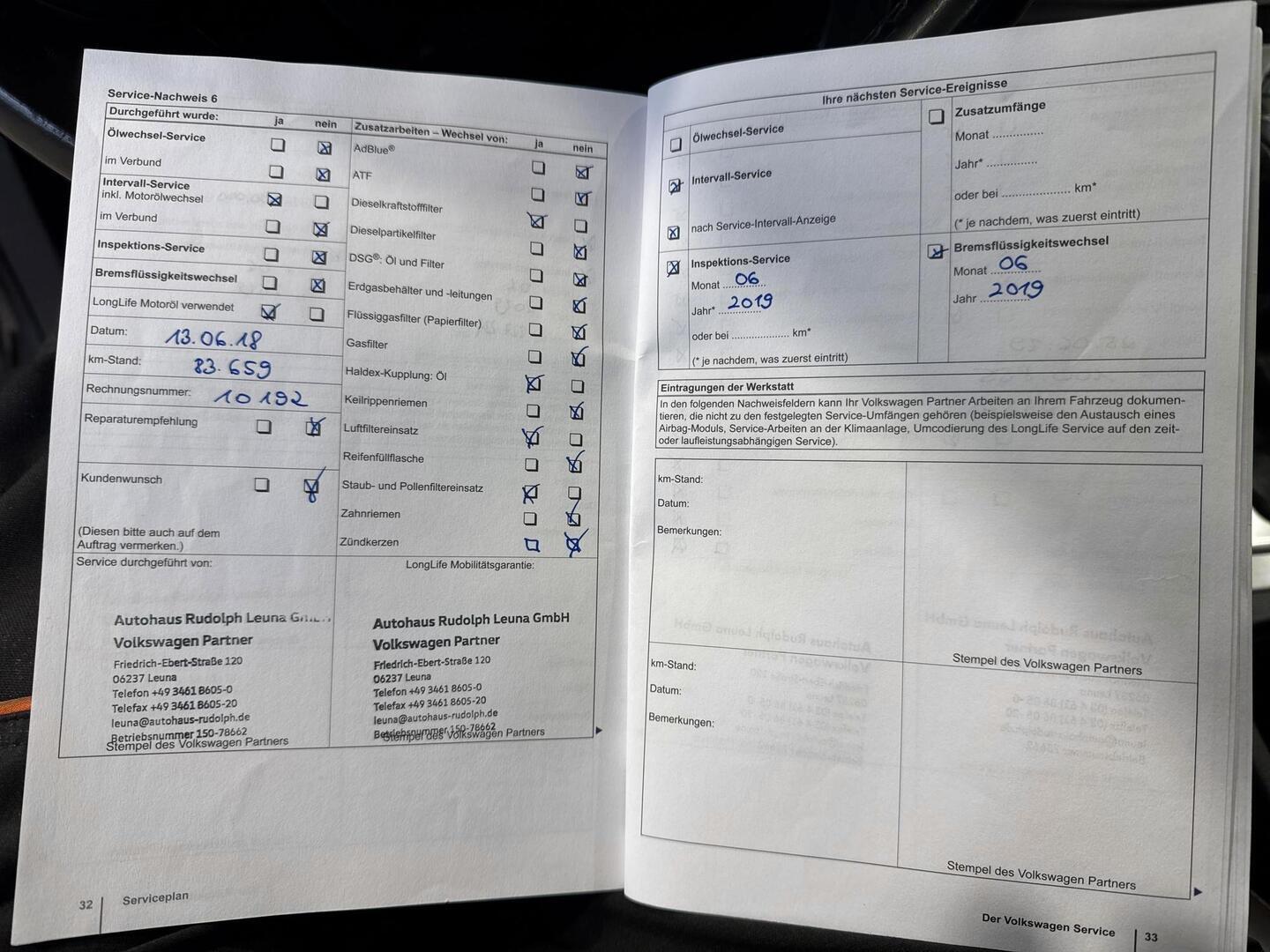 VOLKSWAGEN Passat 2012