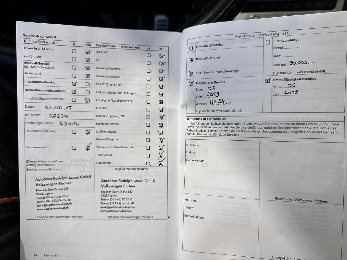 VOLKSWAGEN Passat 2012