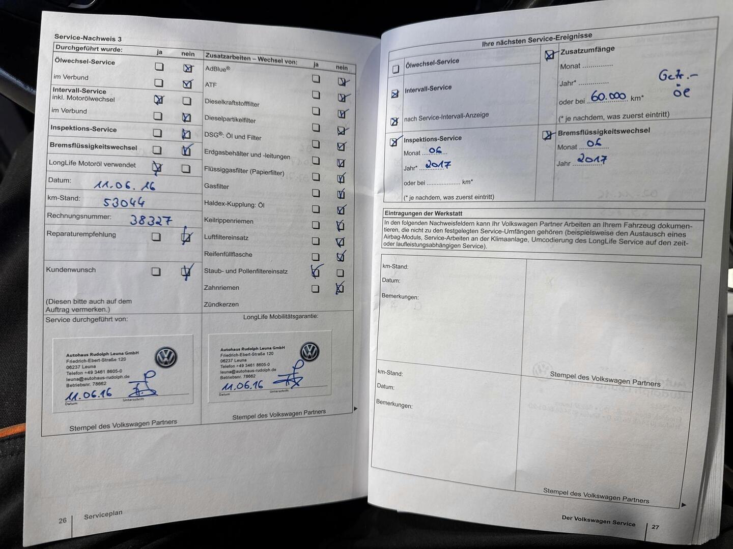 VOLKSWAGEN Passat 2012