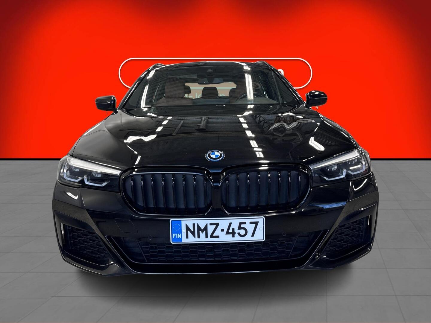 BMW 530 2023