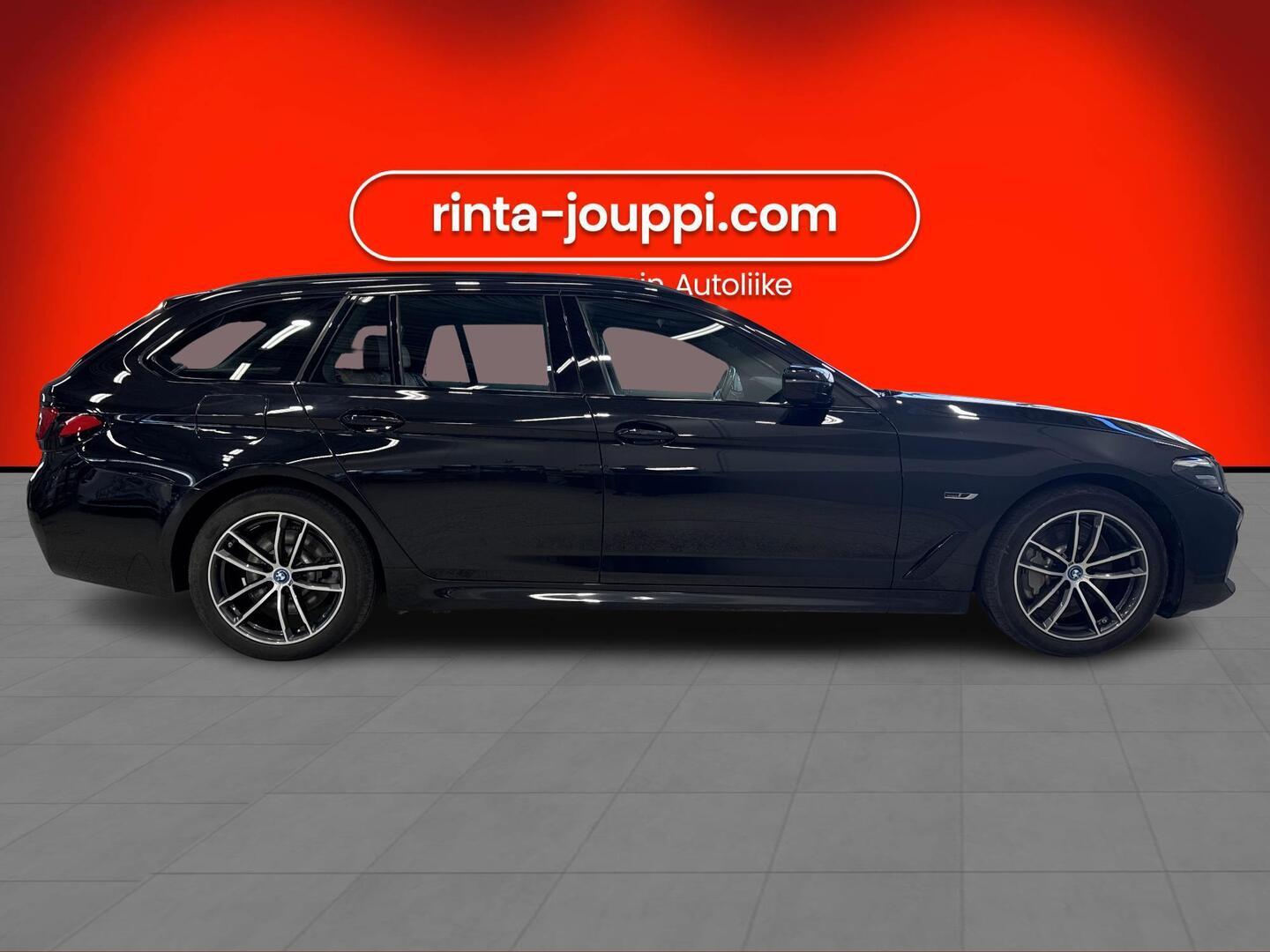 BMW 530 2023