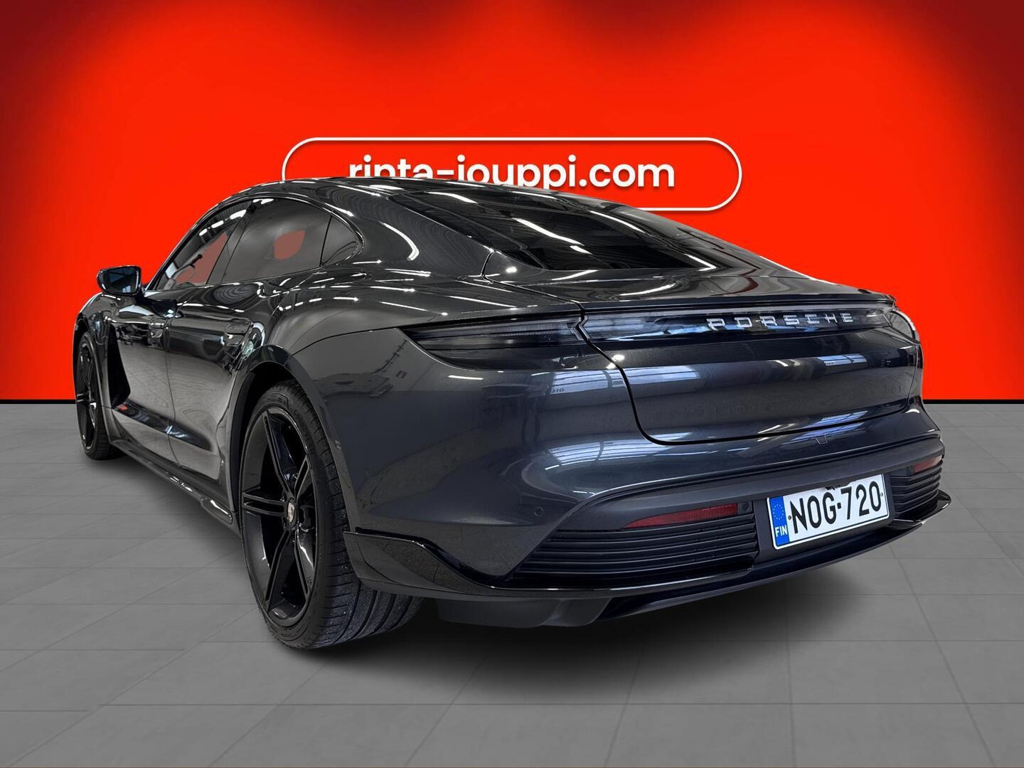 PORSCHE Taycan 2020