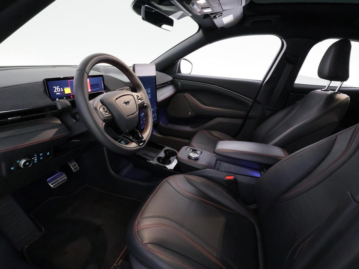 FORD MUSTANG MACH-E 2022