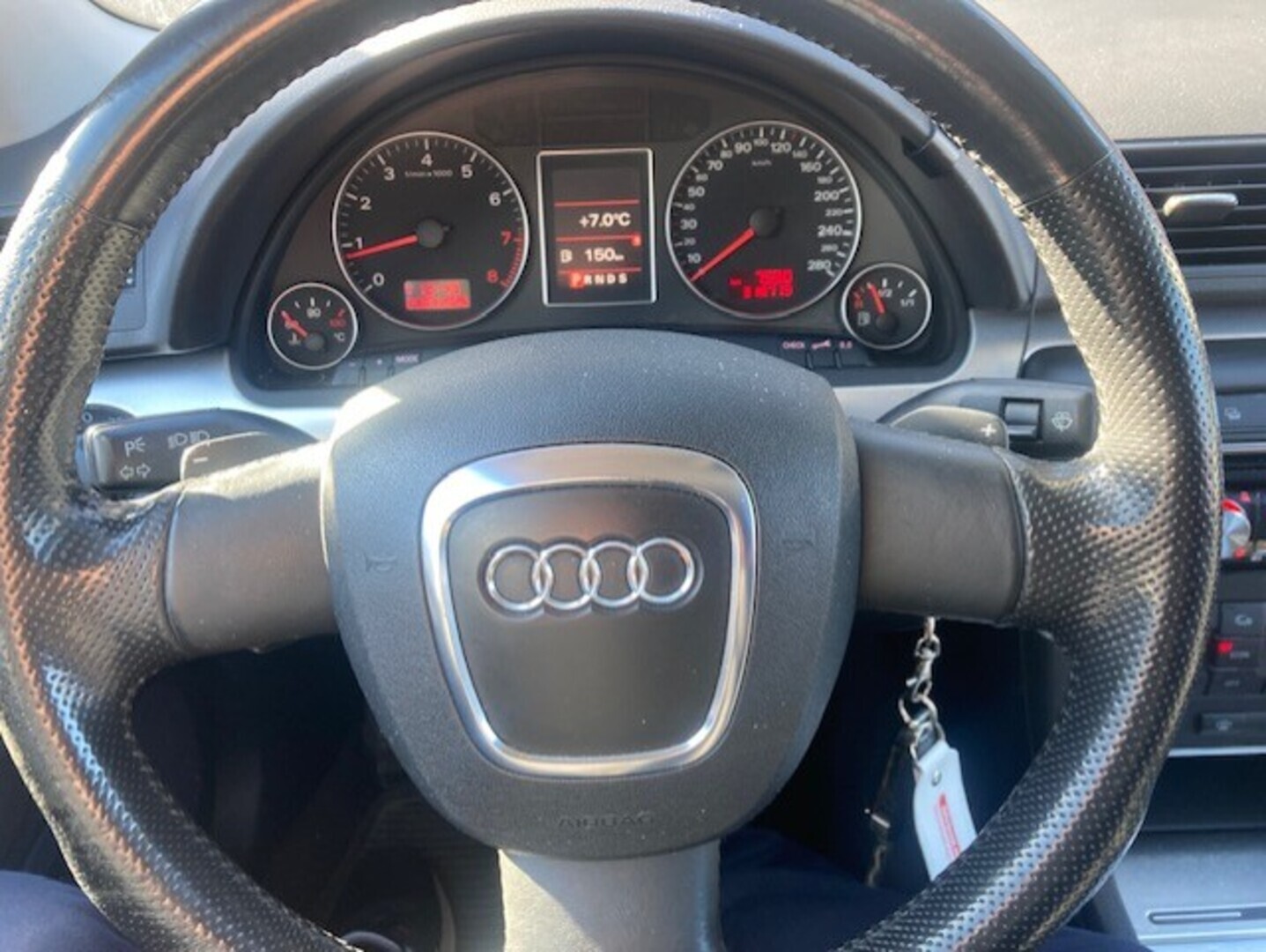 AUDI A4 2005
