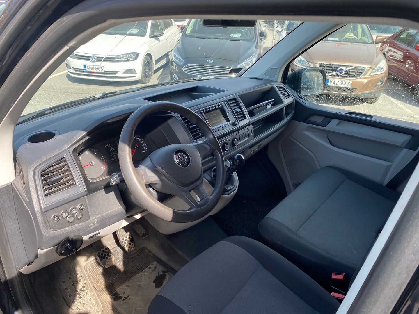 VOLKSWAGEN Transporter 2016