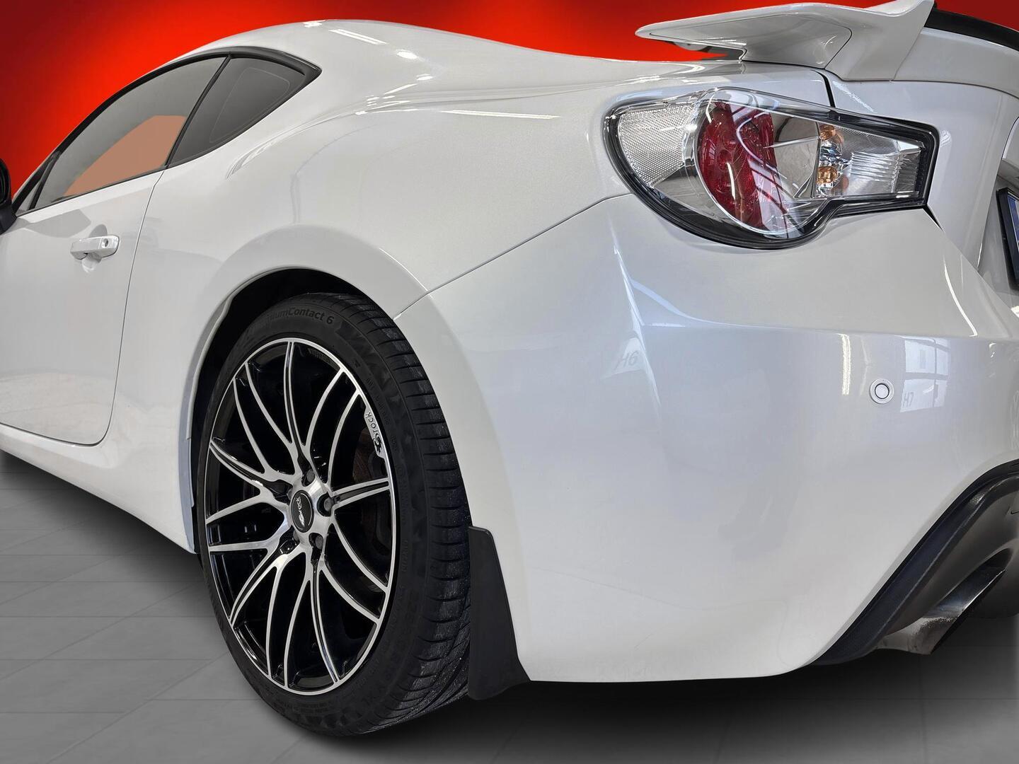 TOYOTA GT86 2013