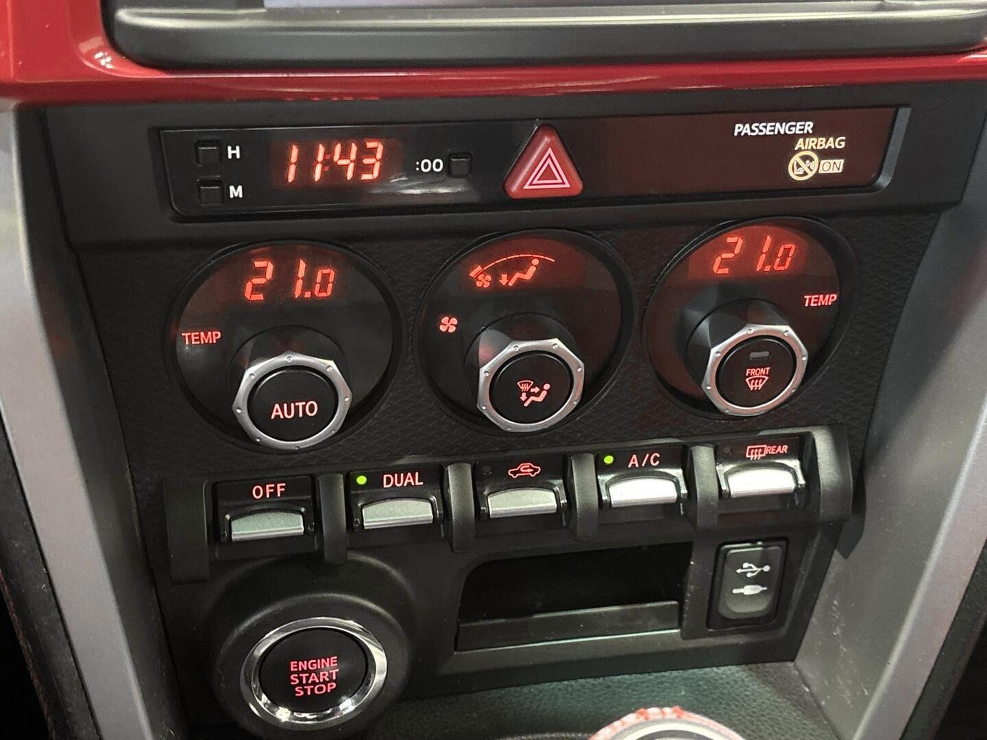 TOYOTA GT86 2013