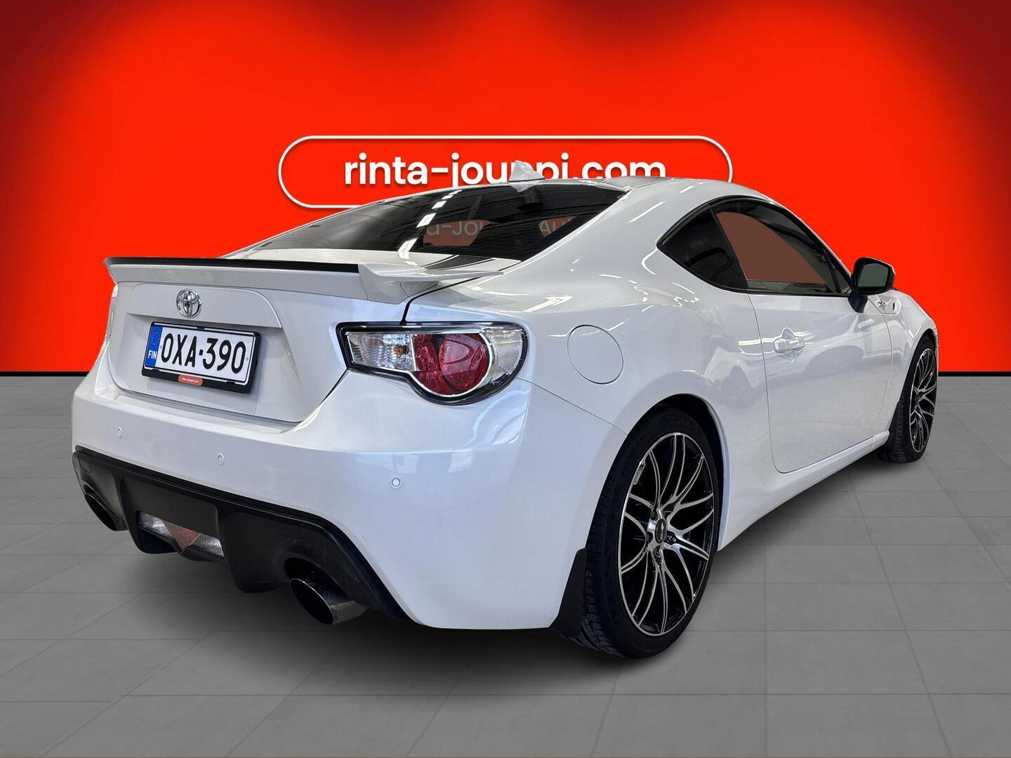 TOYOTA GT86 2013