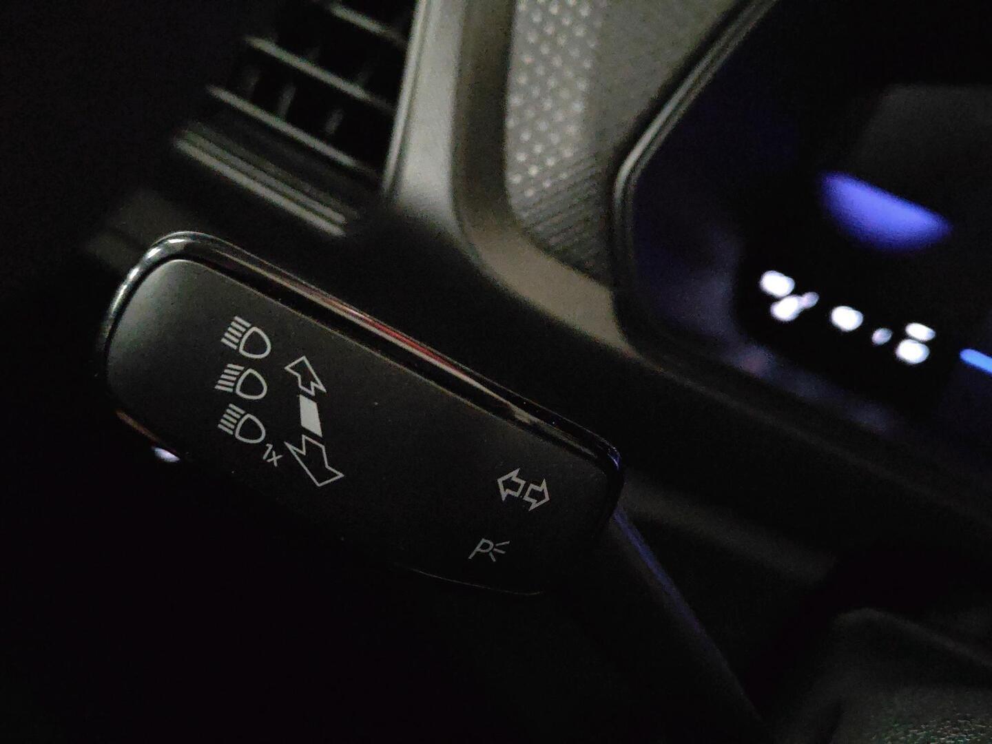 VOLKSWAGEN T-Cross 2024