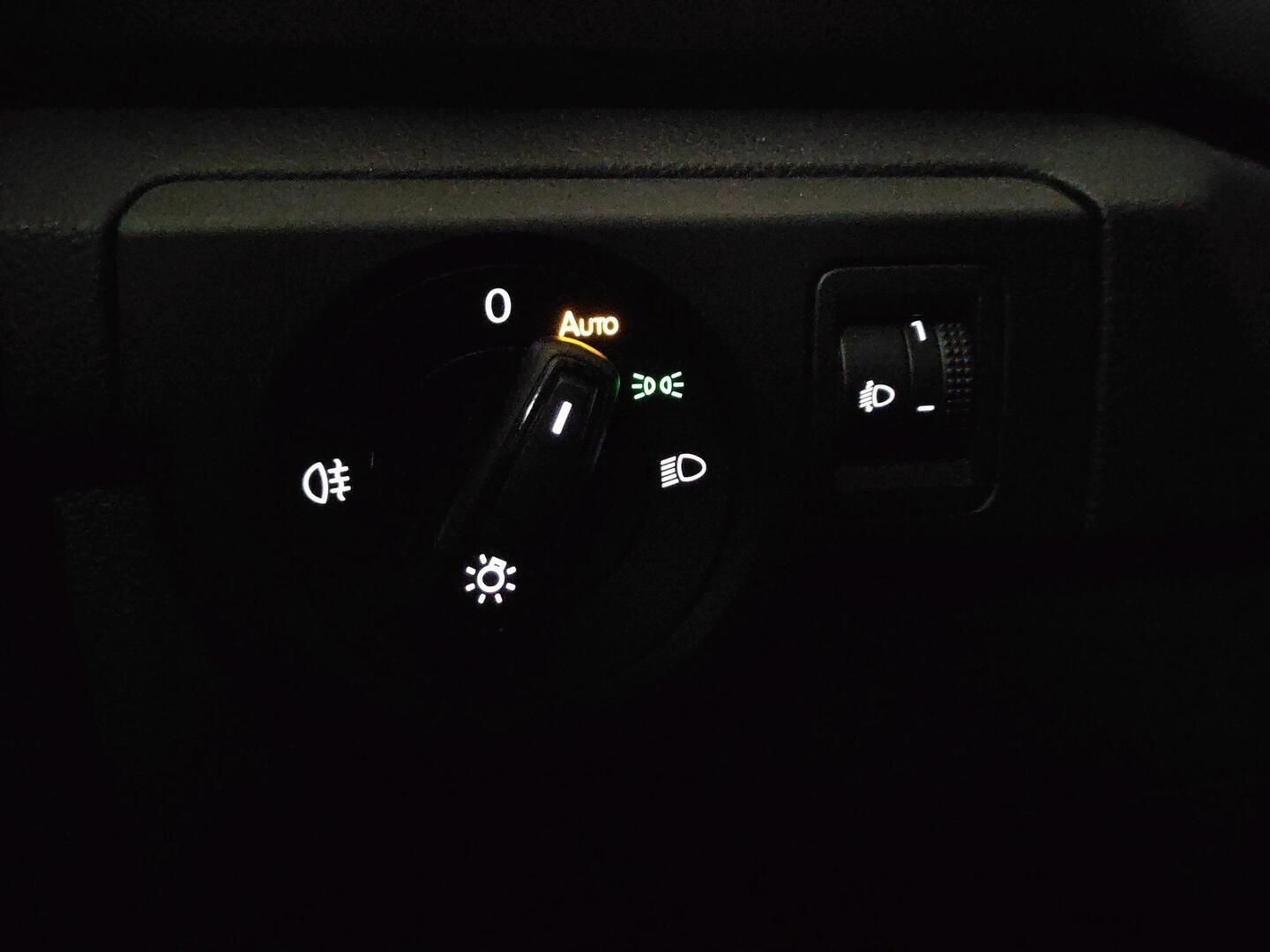 VOLKSWAGEN T-Cross 2024