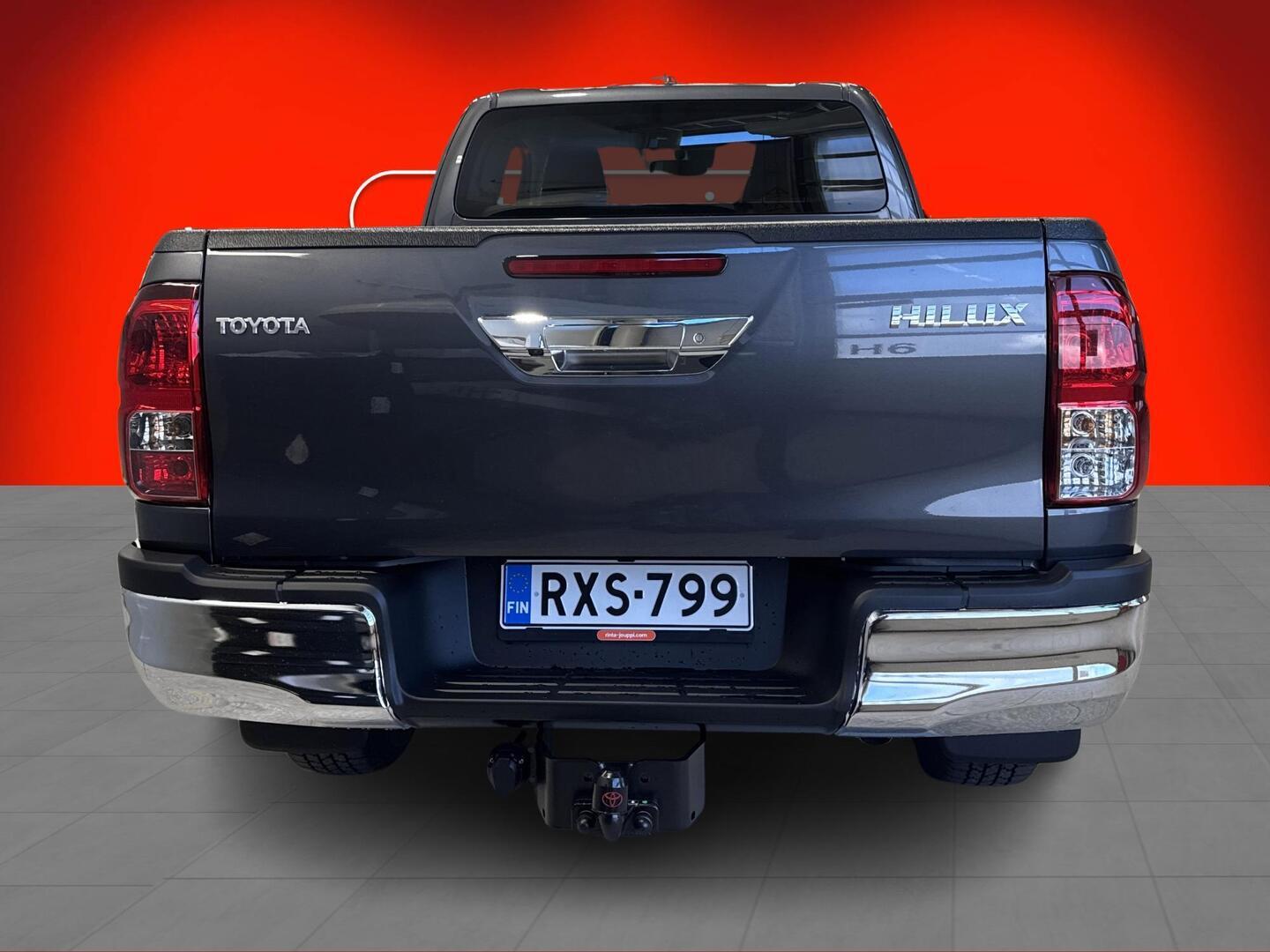 TOYOTA Hilux 2026
