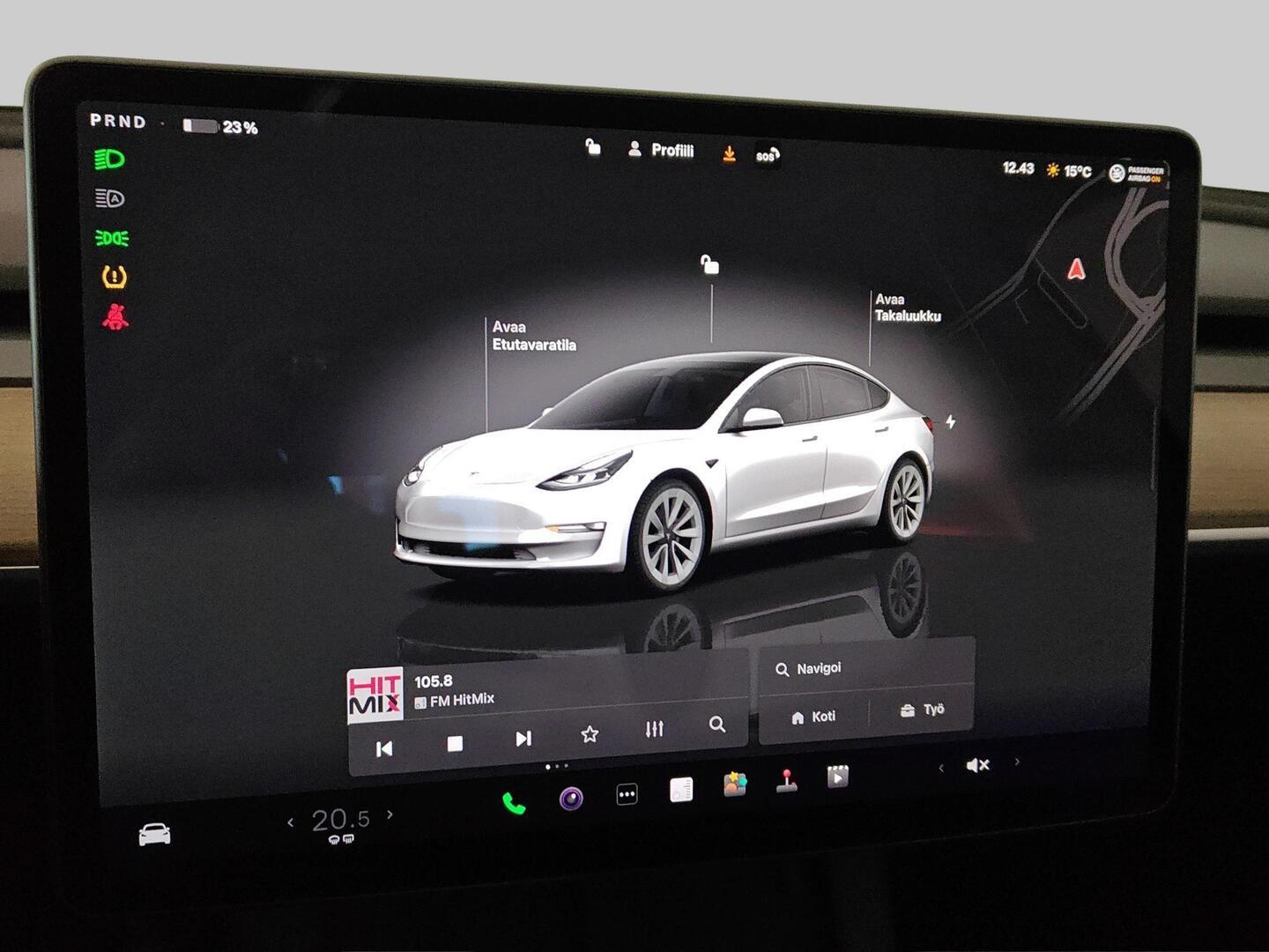 TESLA MODEL 3 2022